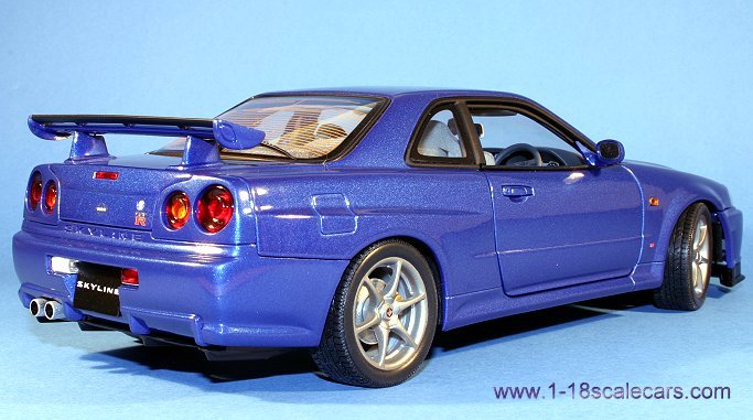 Nissan_Skyline_R34_GTR_rear_quarter.jpg